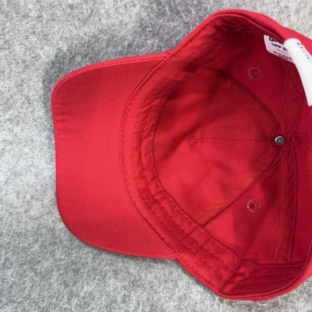 Buc-ee's Infant‎ Beaver Face Ball Cap Red Elastic Back UPF 50+ Cotton